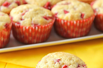 Strawberry Banana Muffins Recipe