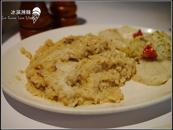 【台北東區】CAPONE'S卡邦義大利餐廳 - 義式Buffet 吃到飽