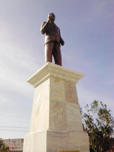 Statue of Dedication for Godofredo Peralta Ramos