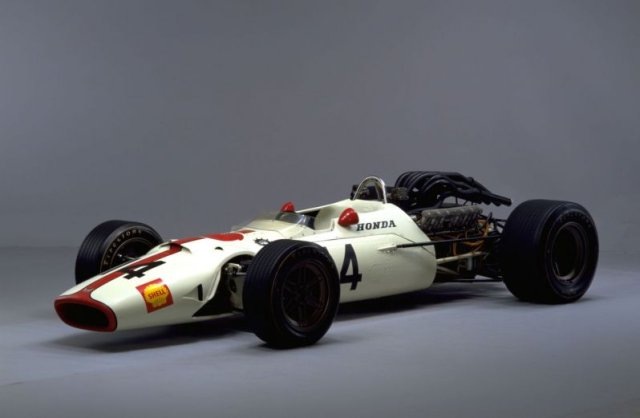 [1967_Honda_F1_racingcar_www.symscape[2].jpg]