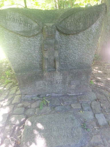 Falkenburg Denkmal