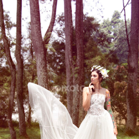 by Nugroho Isryanto - People Fashion