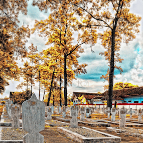not mainstream... by Dwi Nurcahyo - City,  Street & Park City Parks