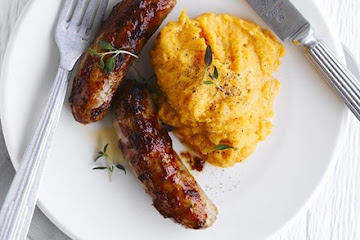 Peppery sausages with sweet potato mash