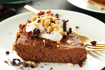Chocolate Peanut Butter Mousse Pie