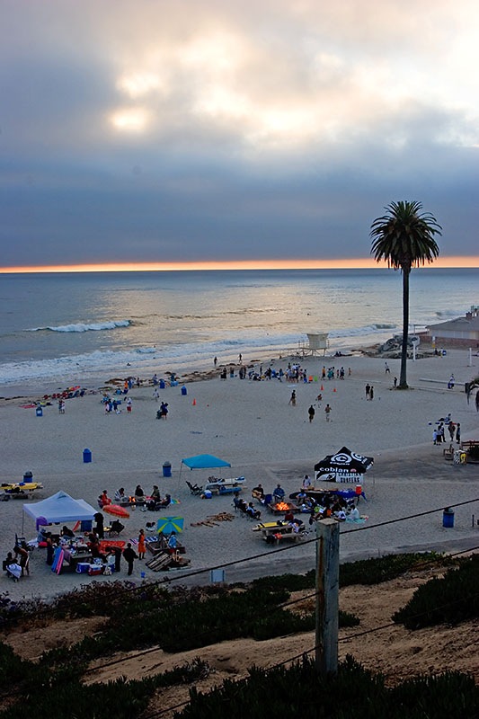 [beach[4].jpg]