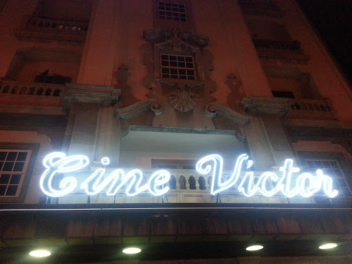 Cine Víctor