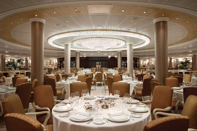 You'll love dining in Oceania Marina's elegant Grand Dining Room under the luminous crystal chandelier.