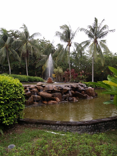 Bintan  Lagoon Welcome Fountain 