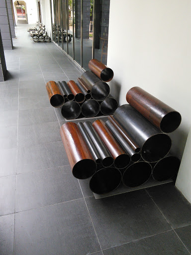 Tubes Benches