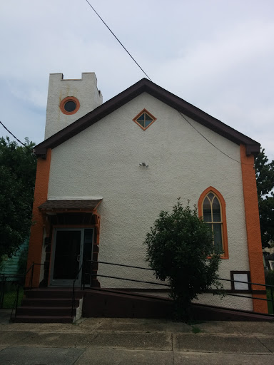 LaHarpe Thompson United Methodist Church