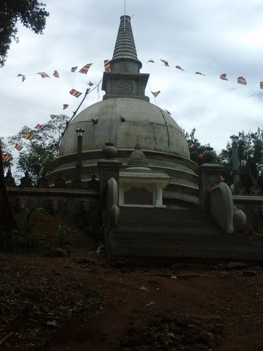 Maligawila Pagoda