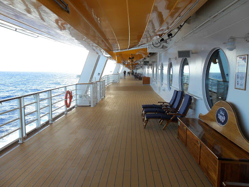 Deck 4 aboard Disney Fantasy wraps around the entire ship, making for a nice jogging track. 