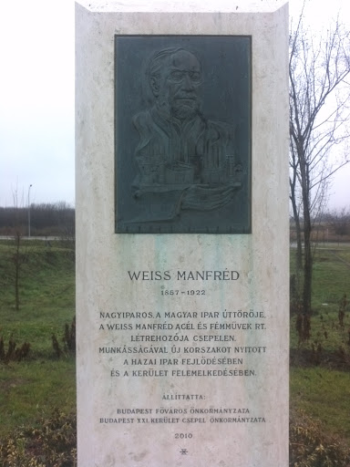 Weiss Manfred Emlék