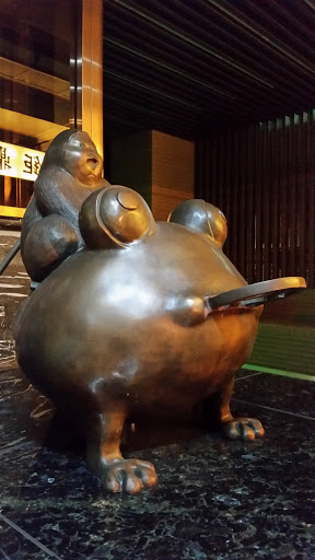 Fat Bronze Frog