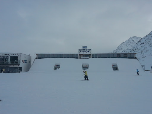 Gletscher Stadion 2684m