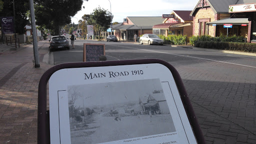 Main Road 1910