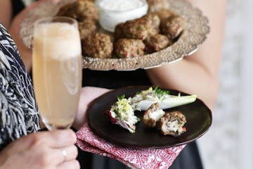Cranberry, fresh pear & cinnamon bubbles