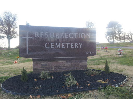 Resurrection Cemetery 
