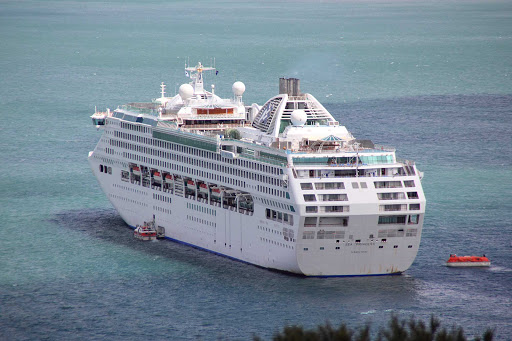 Sea-Princess-New-Zealand - Sea Princess in the Bay of Islands on the north island of New Zealand.