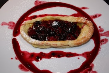 Oven Berry Pancakes