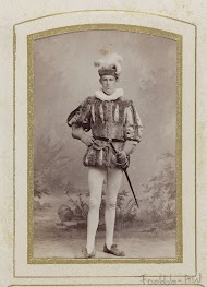 Portret van een jonge man, aangeduid als A.L. van Haaften