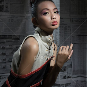 Avant Garde Jema by Vladimir Buquing - People Fashion