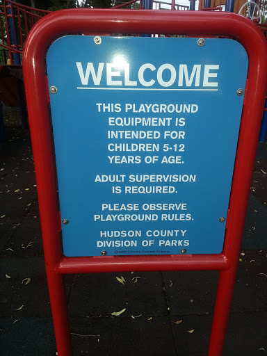 Welcome Sign Lincoln Park Playground
