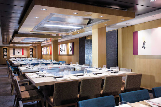 Norwegian-Epic-dining-Teppanyaki - Watch skilled chefs cook and grill your meal at Norwegian Epic's Teppanyaki, a Japanese hibachi restaurant.
