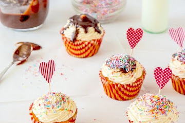 Confetti Cheesecake Cupcakes