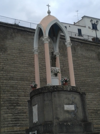 Obelisco Della Madonna Marinata