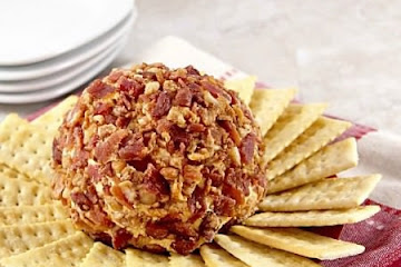 Spicy Bacon Cheese Ball
