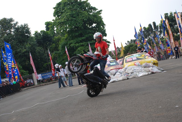 [DSC_3821[2].jpg]