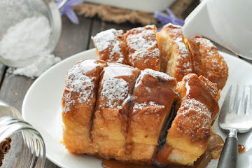 Hasselback Baked French Toast