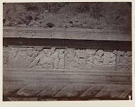 Basreliëf op het pendopo voetstuk aan de westzijde van Candi Panataran.