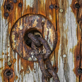 Rusty Chain by Robert Willson - Artistic Objects Other Objects