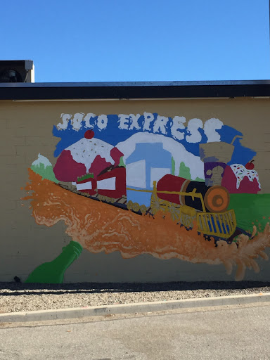 Soco Express Mural