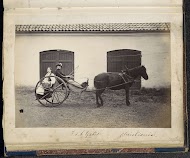 F. en A. Yates in een rijtuig in Christiania