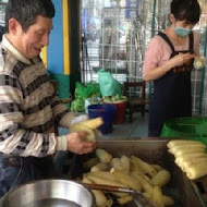 南都石頭燜烤玉米