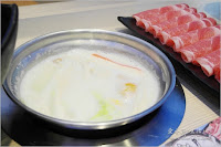 萌牛鮮奶鍋 (已歇業)