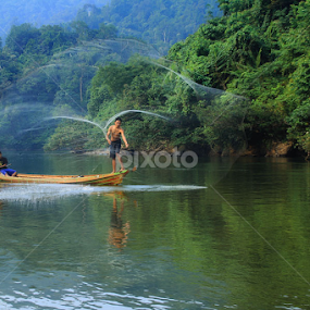 Fisherman by R Siswanty - People Professional People