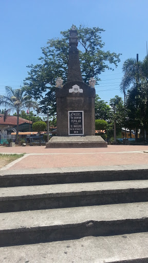 Thirteen Martyrs Monument