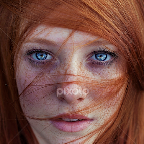 See through by Maja Topčagić - People Portraits of Women