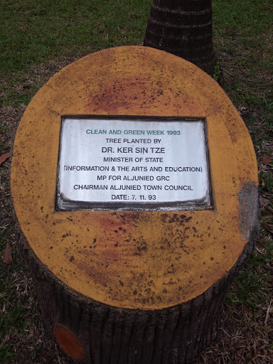 Tree Planting Plaque for Clean and Green 1993