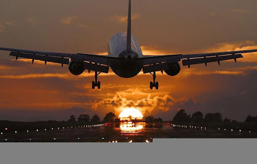 Airplane Landing Wallpapers HD