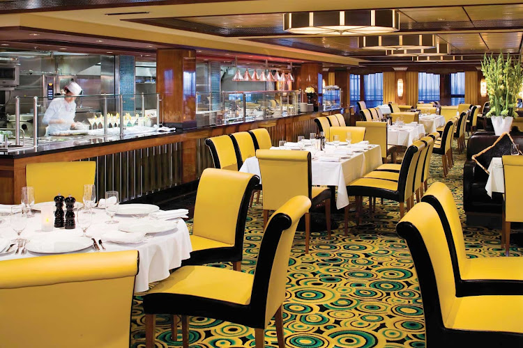 Juicy American steaks paired with cocktails are Cagney's Steakhouse's best sellers on Norwegian Gem cruises. 