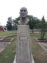 Busto Velez Sarfield