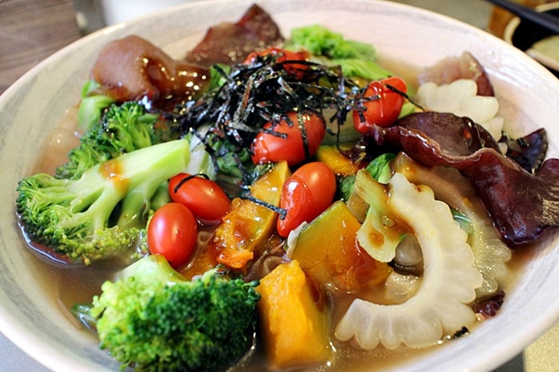 響蔬職人 Vegas 外食族補充蔬食的好所在 原來蔬食滷味這麼好吃