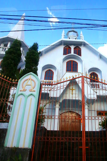 Gereja GMIM Pineleng