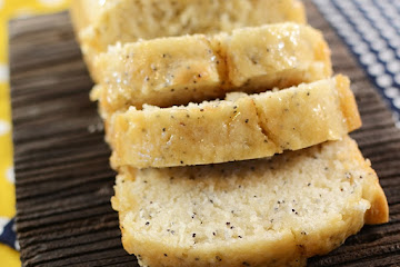 Glazed Lemon Poppy Seed Bread